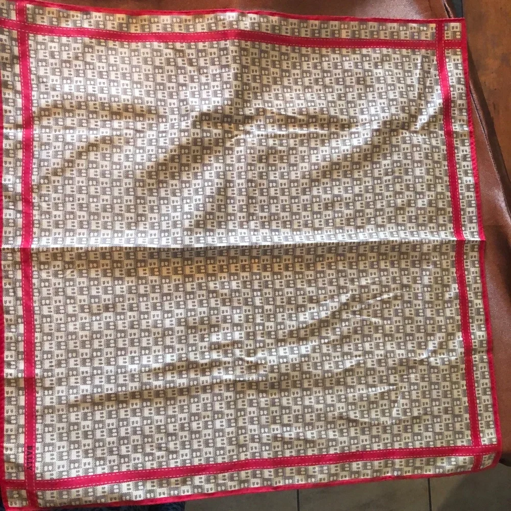 Bally vintage Cream /pink Scarf - Picture 1 of 6